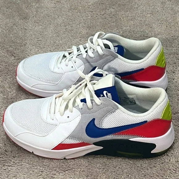 Kids Nike AirMax Excee GS size 7Y - Lightly Worn - Picture 3 of 4